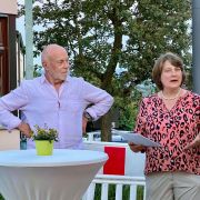 Bilder 2/3 – Bürgermeisterin Silke Höflinger, Bürgermeisterstellvertreter Philippe Boisselier und Komiteevorsitzende Roselyne Havet